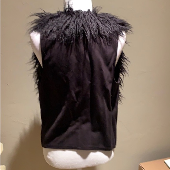 Cabi faux fur vest - Picture 3 of 3